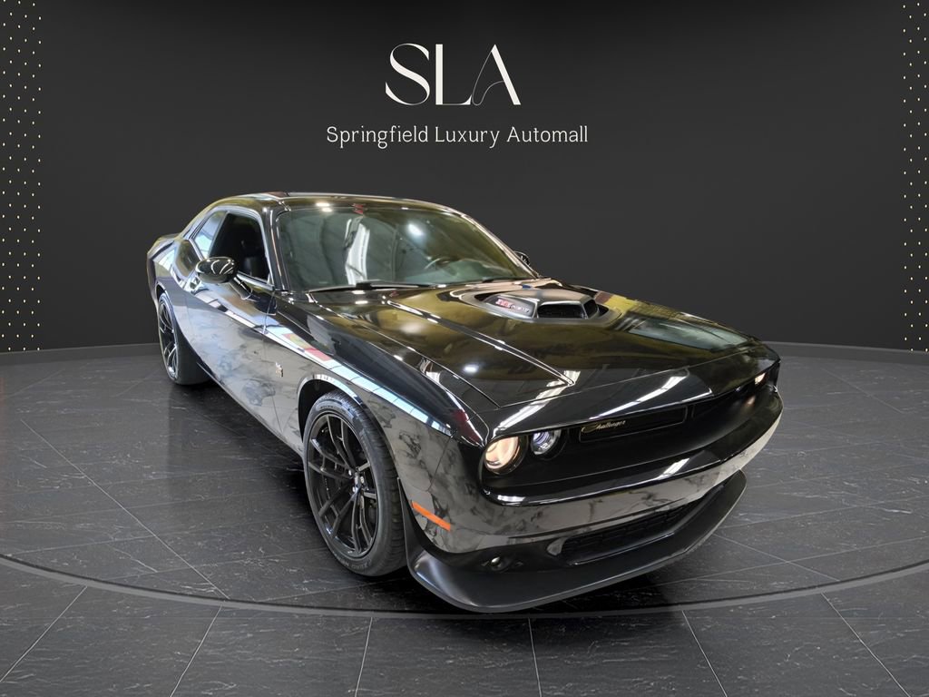 Used 2019 Dodge Challenger R/T Scat Pack w/ Shaker Package image 1