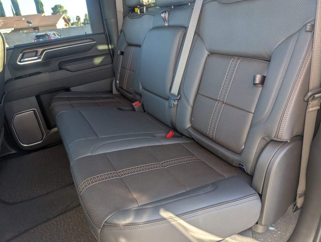 New 2026 Chevrolet Silverado 2500 High Country w/ Technology Package image 13