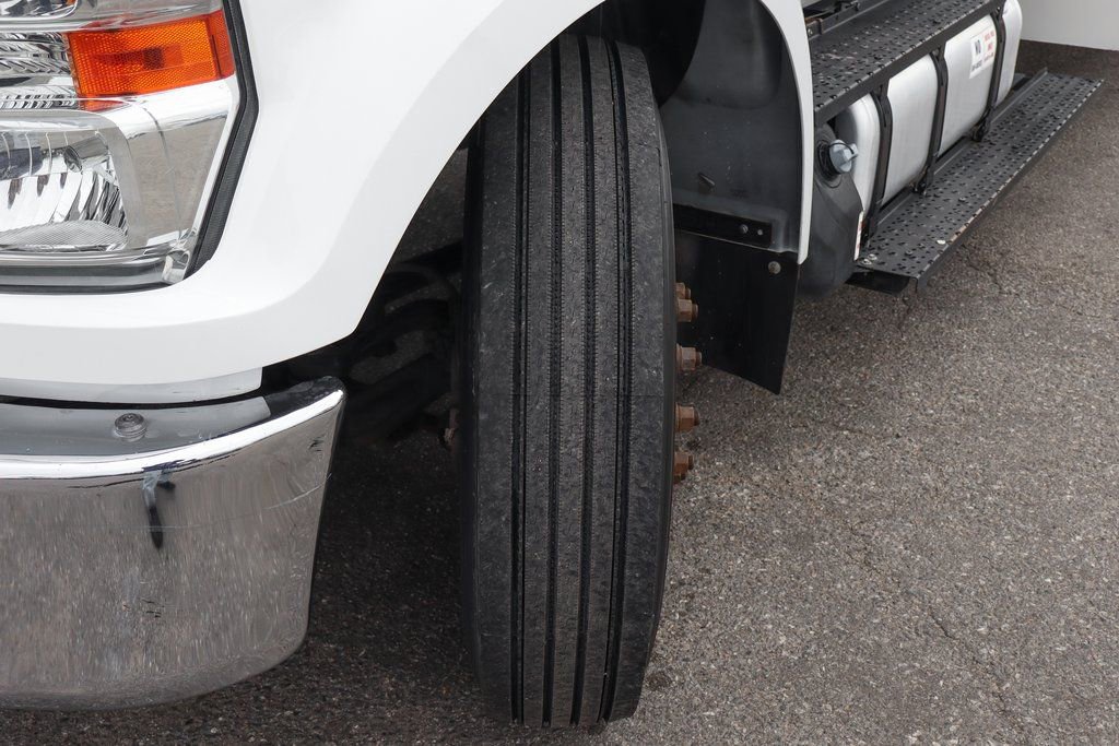 Used 2016 Ford F650 2WD Crew Cab Super Duty image 47