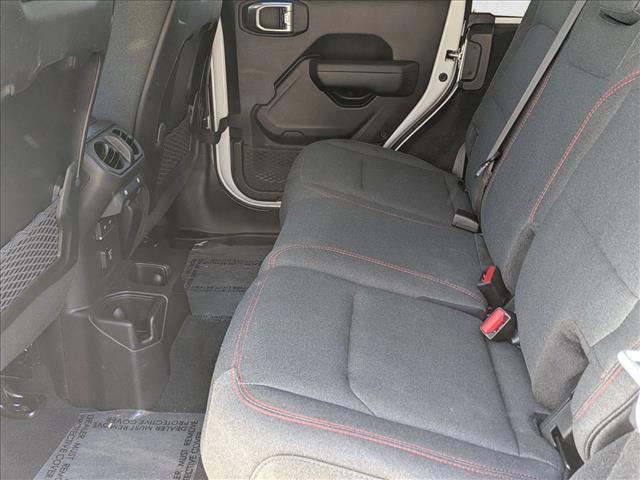 Used 2026 Jeep Wrangler Unlimited Rubicon AWD/4WD image 18