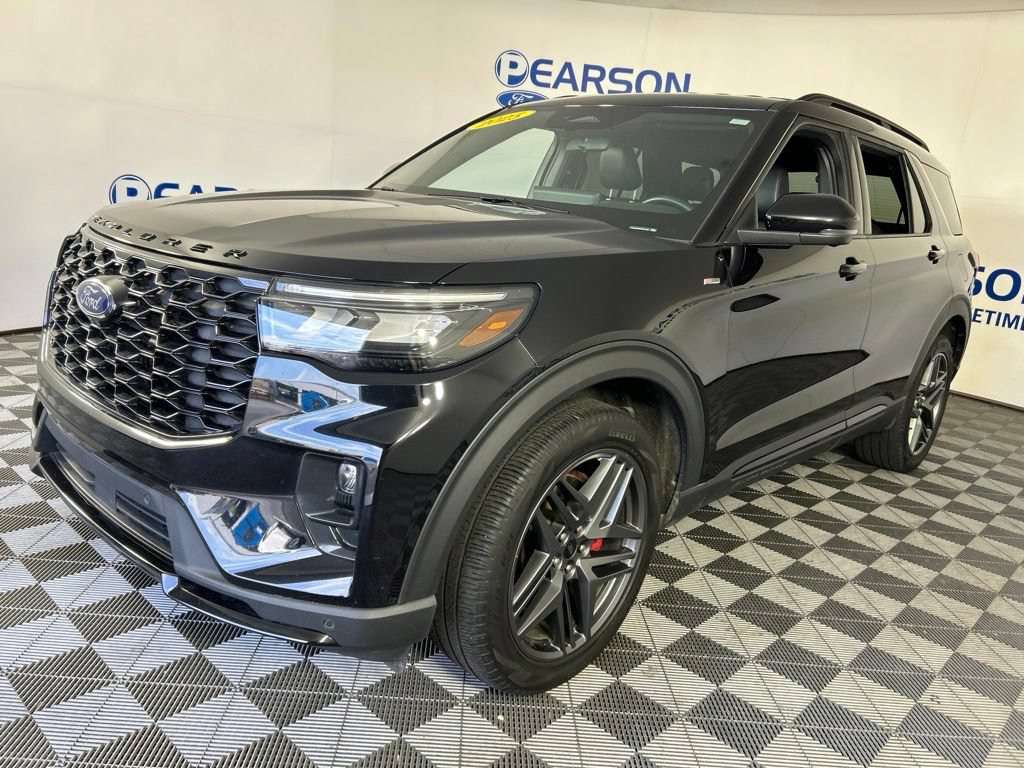 Used 2025 Ford Explorer ST-Line w/ ST-Line Street Pack