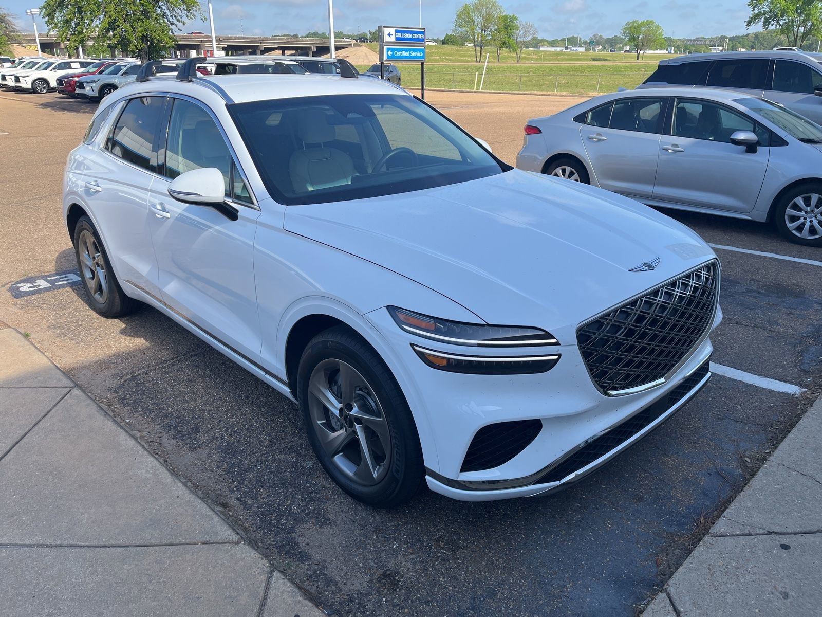 Used 2026 Genesis GV70 2.5T image 8