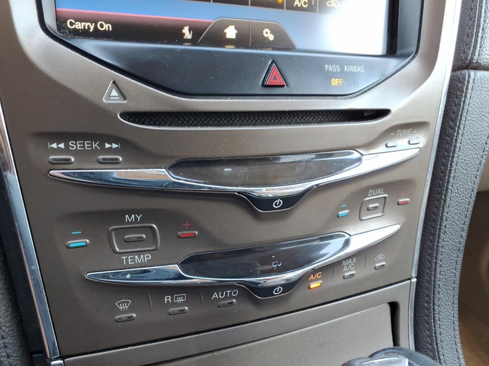 Used 2015 Lincoln MKX FWD w/ Equipment Group 101A image 27