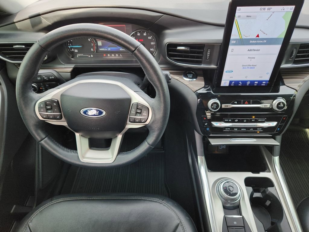 Used 2024 Ford Explorer Limited w/ Limited Technology Package AWD/4WD image 35