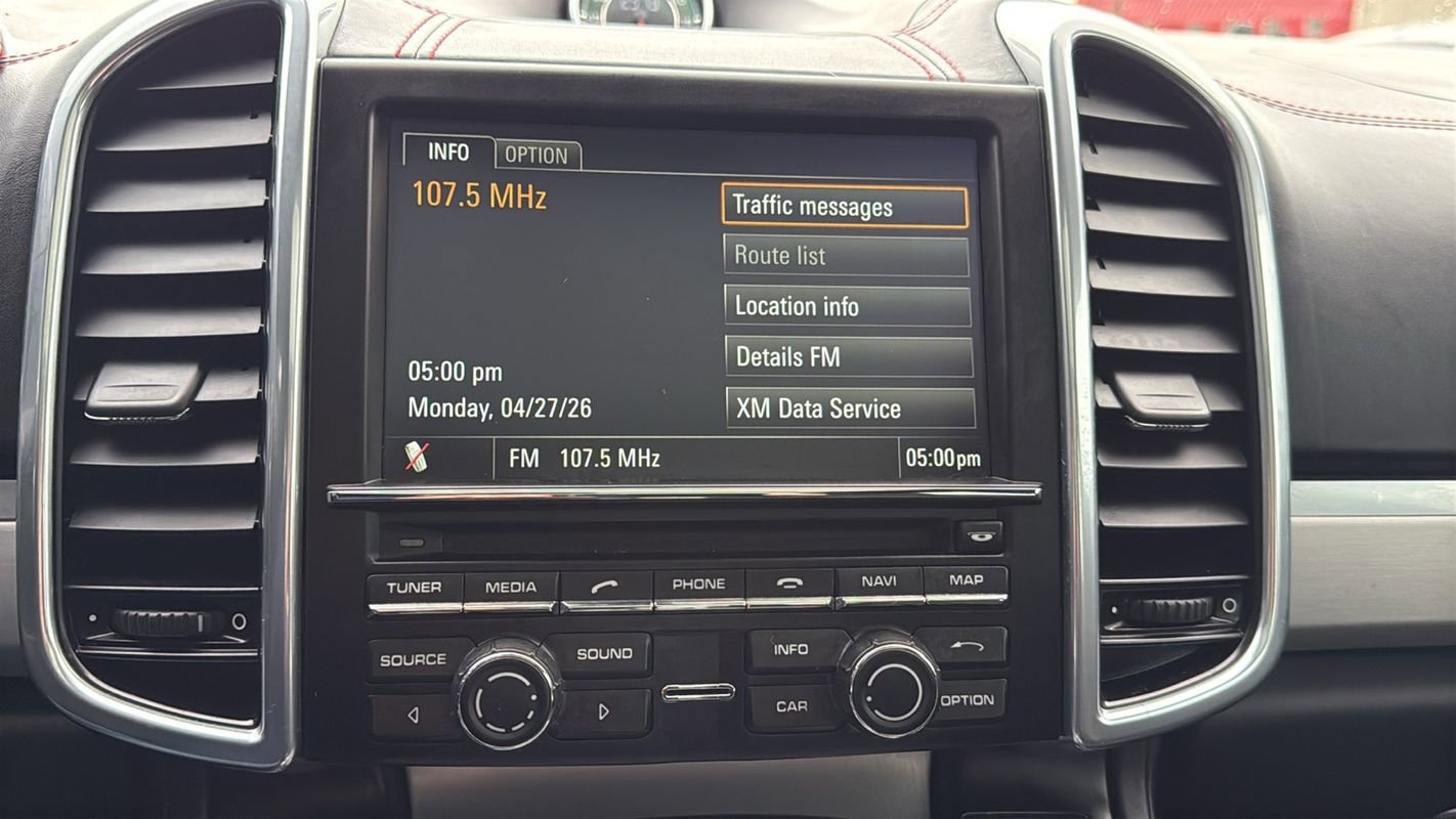 Used 2013 Porsche Cayenne GTS AWD/4WD image 22