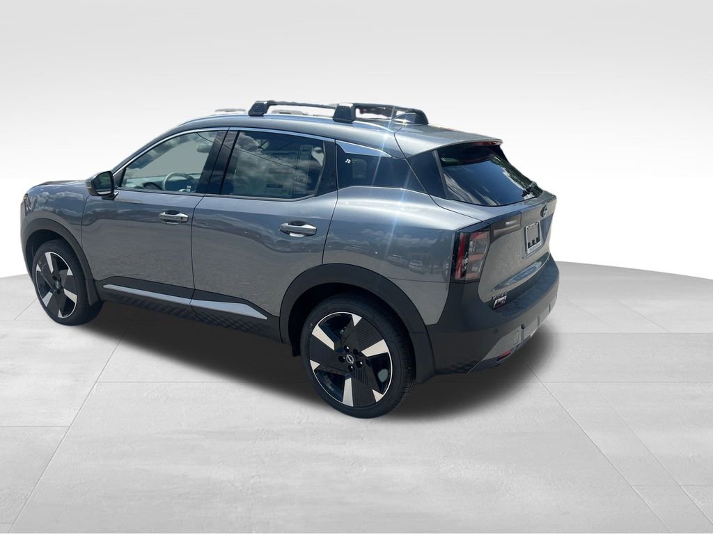 New 2025 Nissan Kicks SR image 4