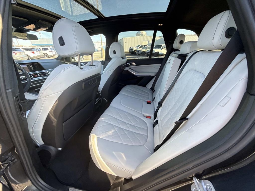 Used 2023 BMW X5 sDrive40i w/ Premium Package image 17