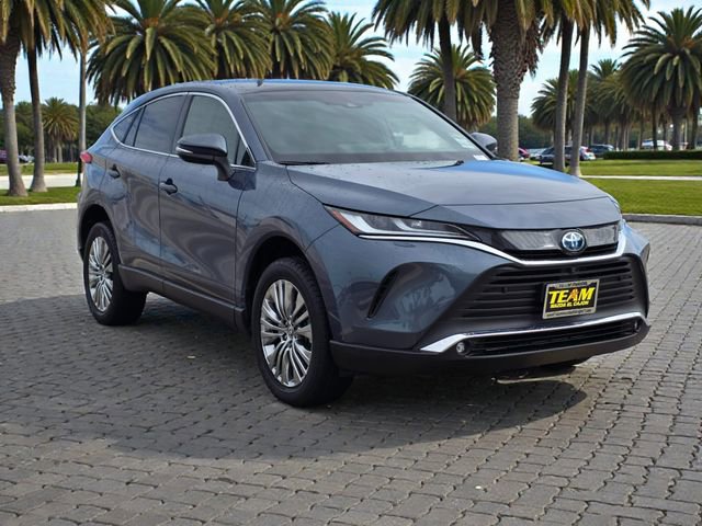 Used 2022 Toyota Venza Limited w/ Advanced Technology Package image 4