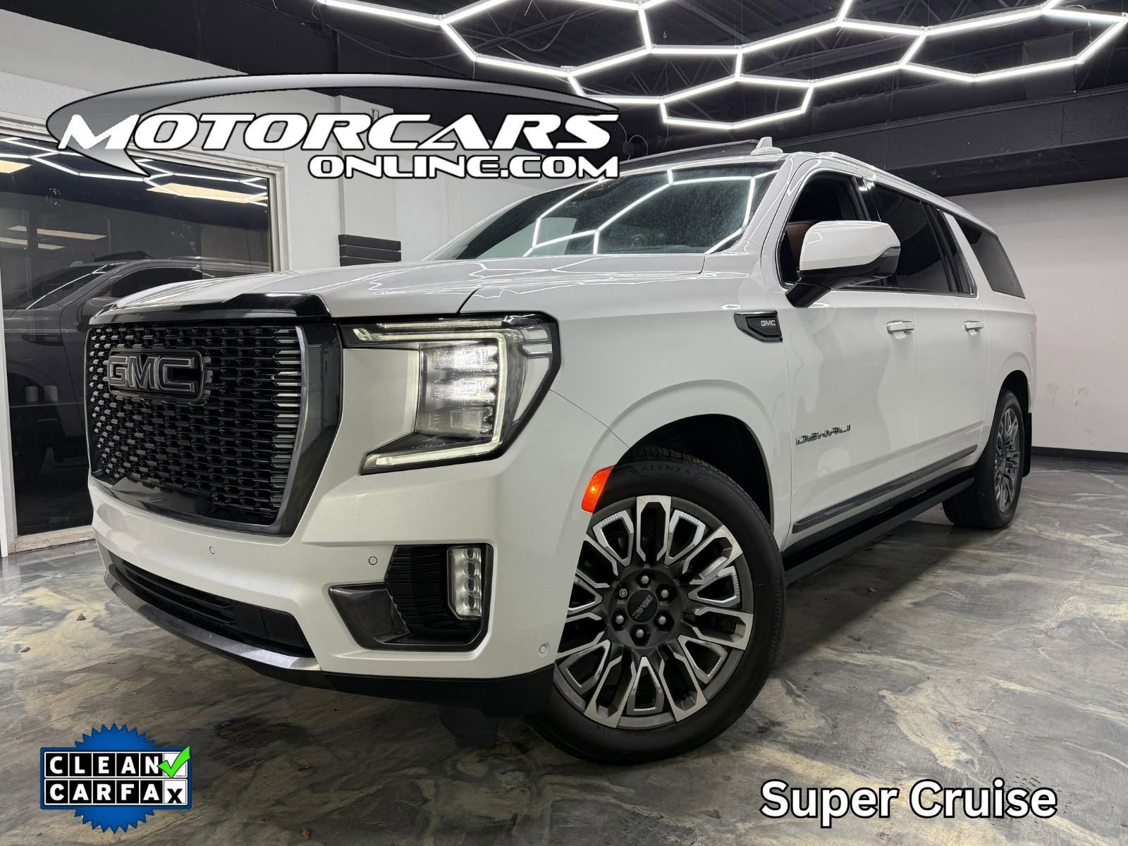 Used 2023 GMC Yukon XL Denali Ultimate w/ LPO, Floor Liner Package image 1