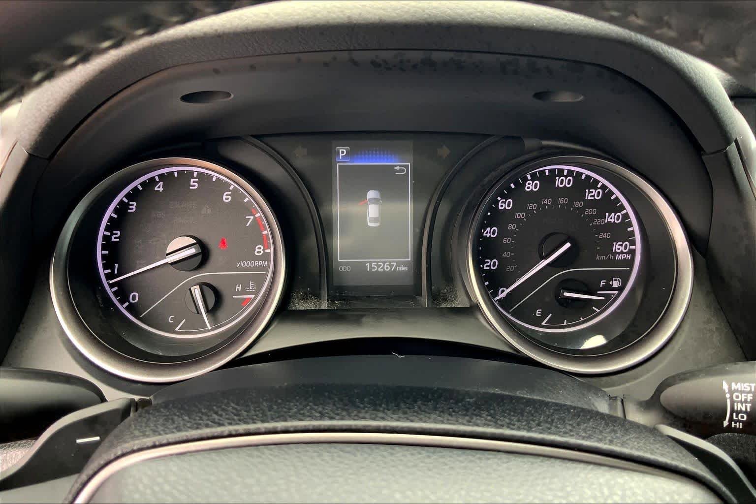 Used 2023 Toyota Camry SE FWD image 25