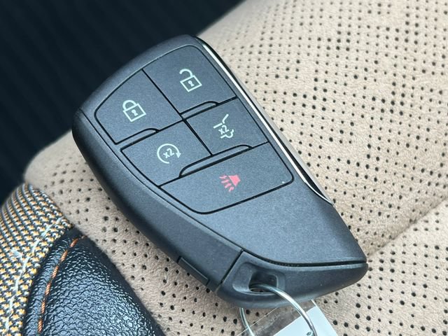 Used 2025 Chevrolet Equinox ACTIV w/ Convenience Package III AWD/4WD image 33