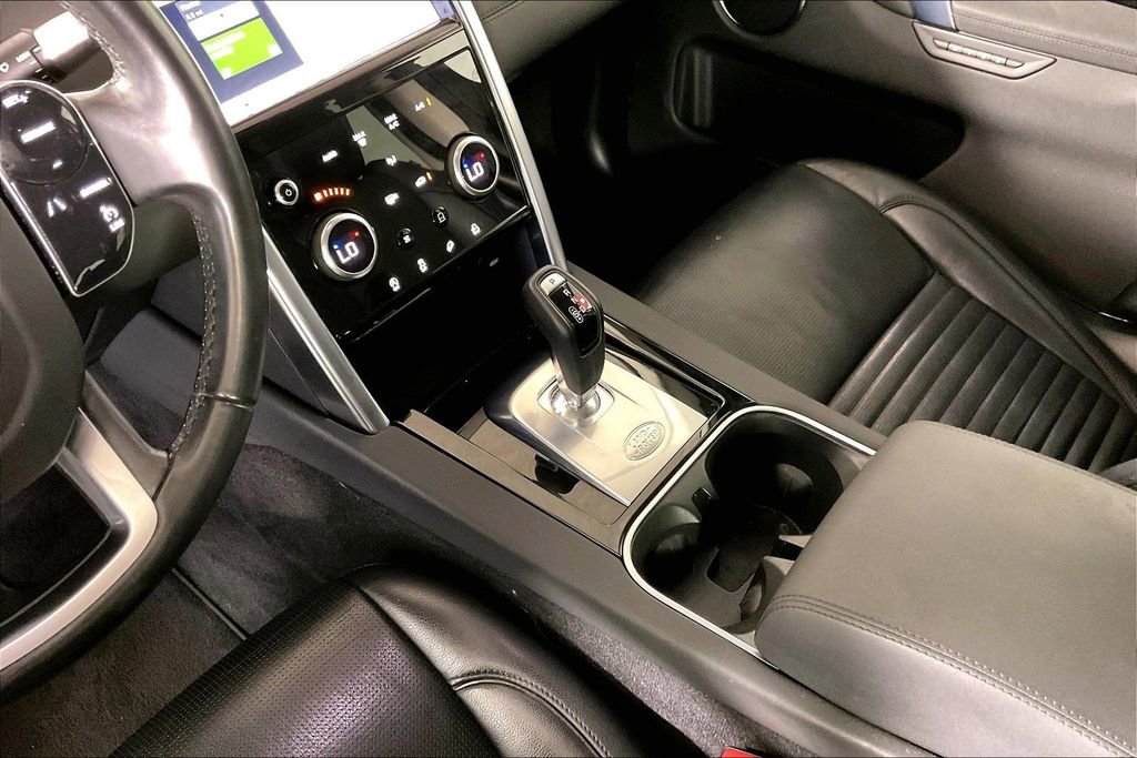 Used 2020 Land Rover Discovery Sport SE AWD/4WD image 17