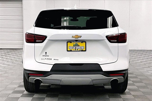 Used 2025 Chevrolet Blazer LT image 4