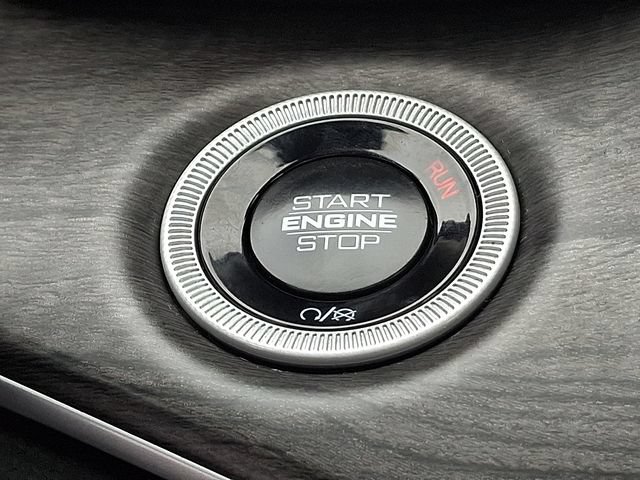 Used 2024 Jeep Grand Cherokee L Limited AWD/4WD image 29