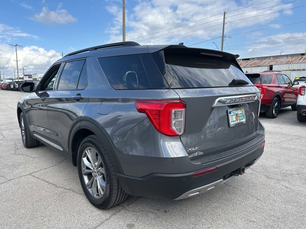 Used 2022 Ford Explorer XLT w/ Equipment Group 202A image 10