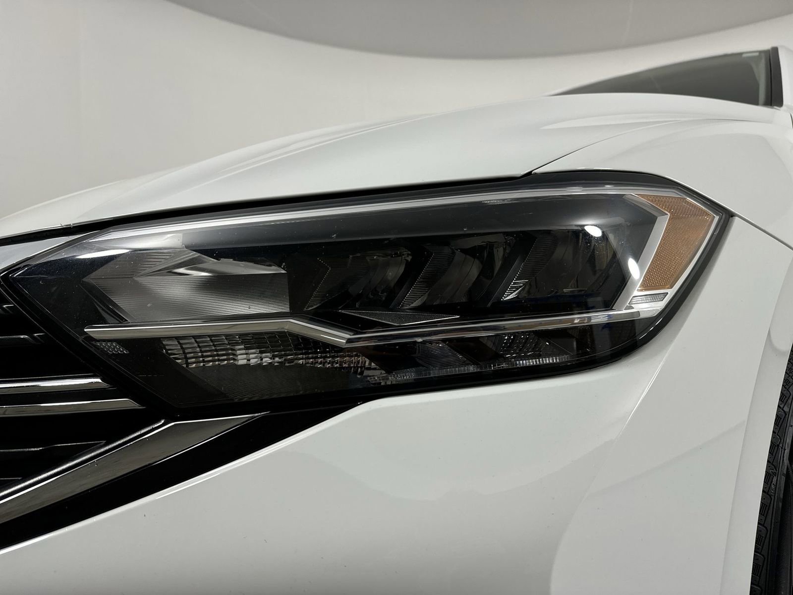 Used 2023 Volkswagen Jetta S image 27