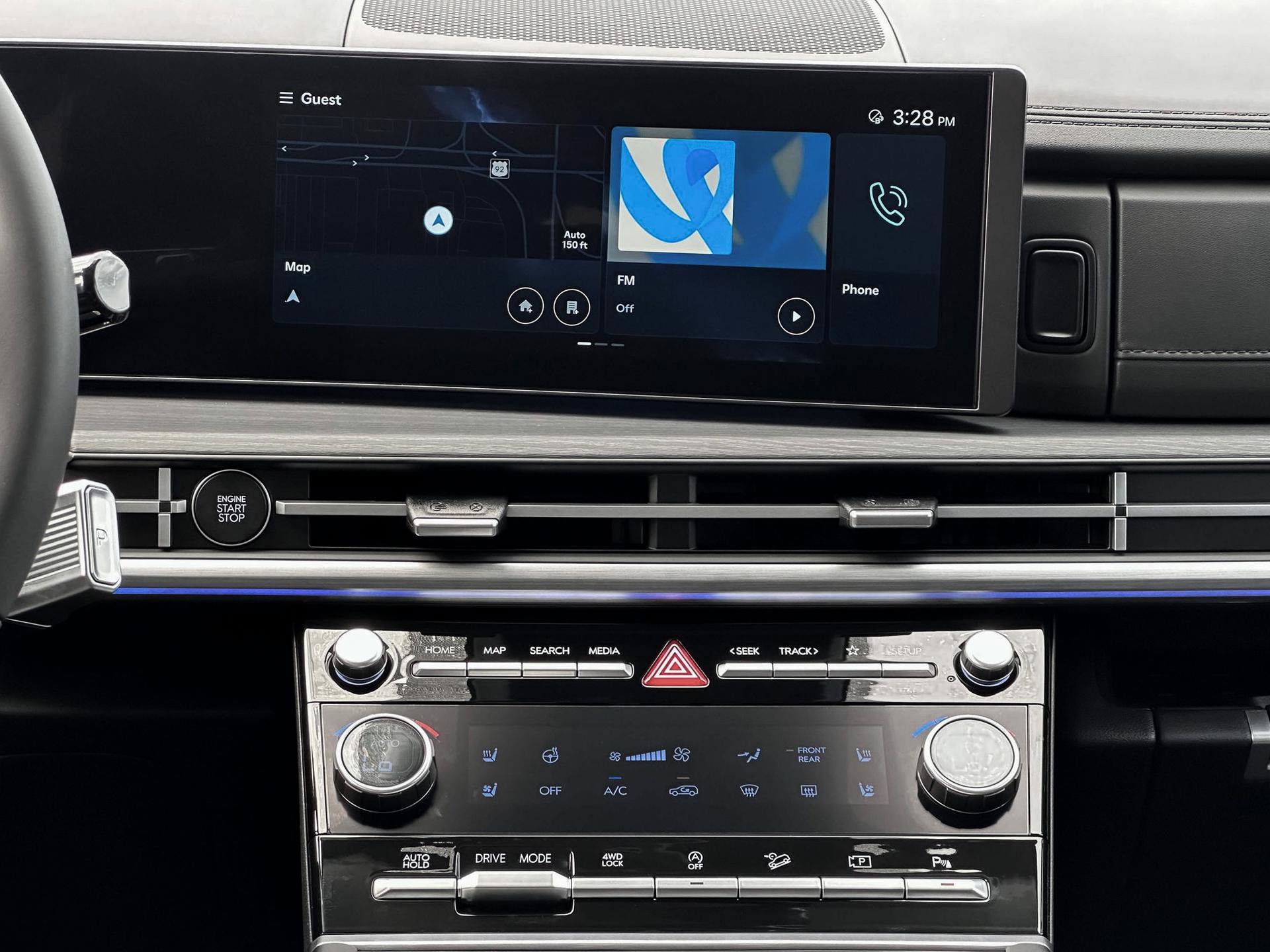 Certified 2025 Hyundai Santa Fe Limited image 19