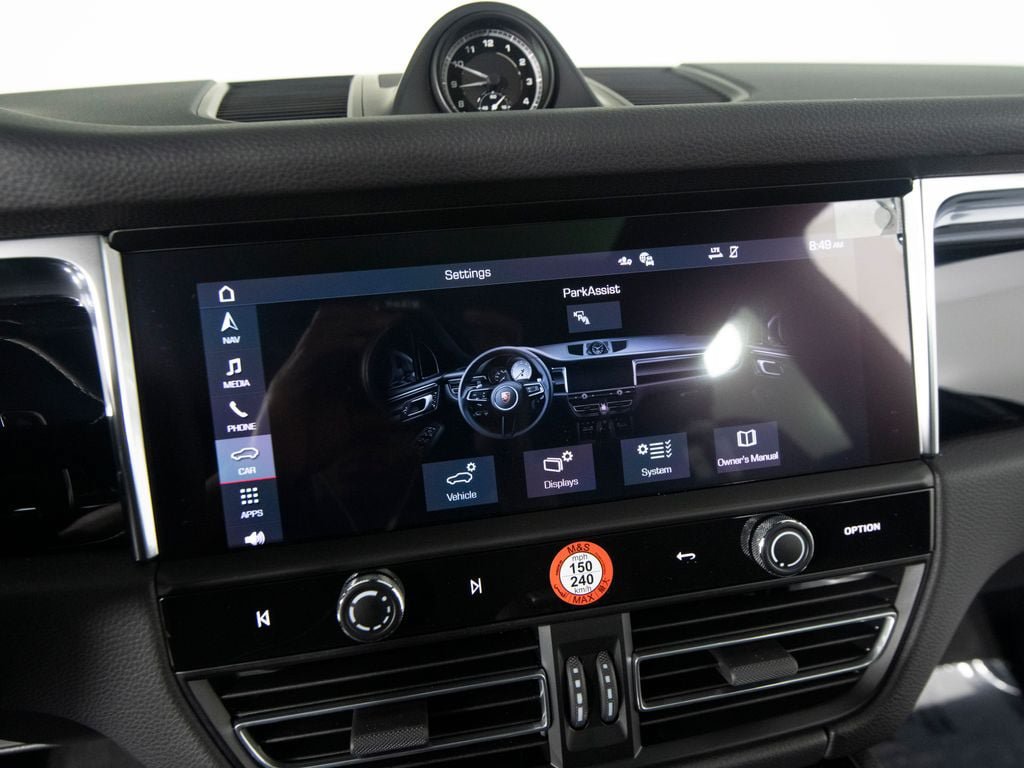 New 2026 Porsche Macan AWD/4WD image 26
