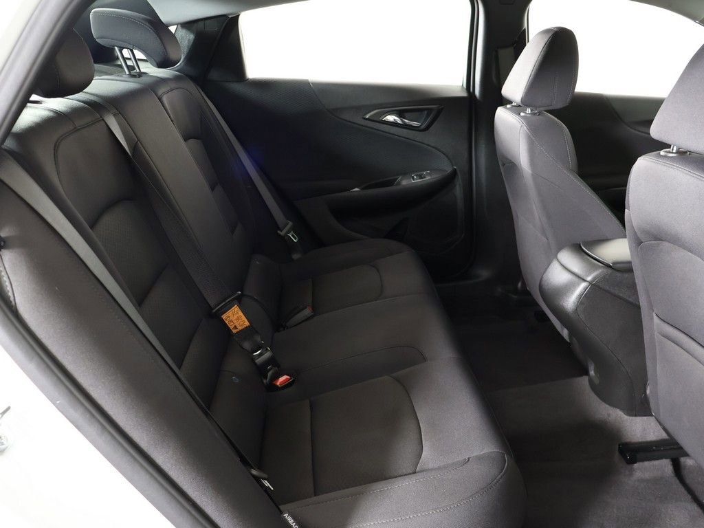 Used 2025 Chevrolet Malibu LS FWD image 32