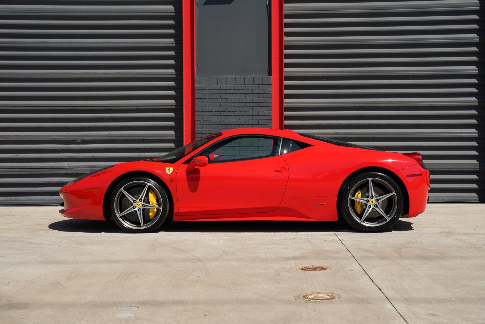 Used 2014 Ferrari 458 Italia Coupe image 15