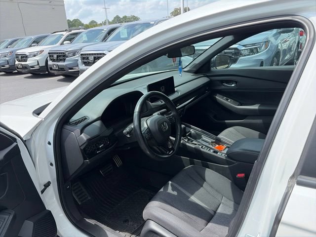 Used 2023 Honda Accord Sport image 9