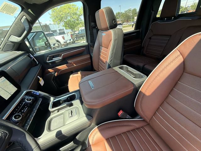 New 2026 GMC Sierra 2500 Denali Ultimate AWD/4WD image 17