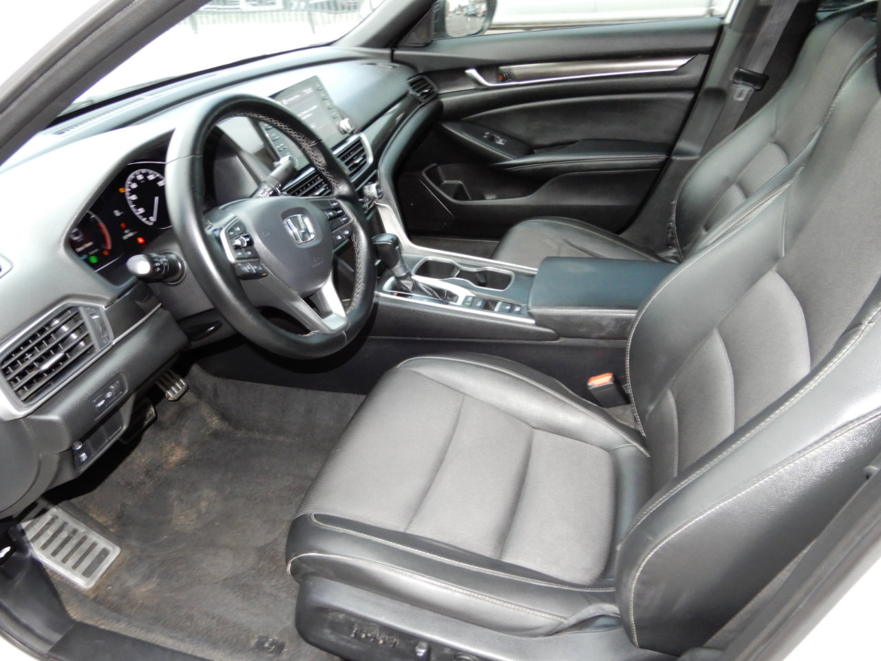 Used 2022 Honda Accord Sport image 10