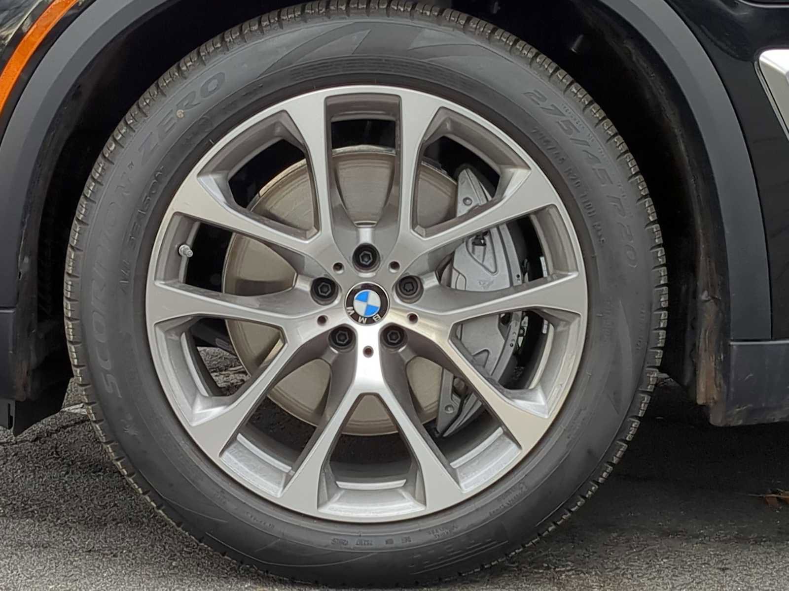 New 2026 BMW X5 xDrive50e w/ Premium Package image 14