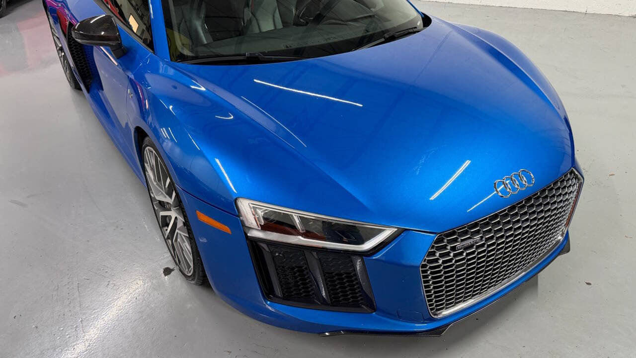 Used 2017 Audi R8 V10 plus w/ Full Leather Package image 3