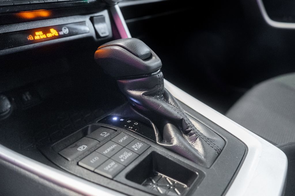 Used 2024 Toyota RAV4 LE image 24