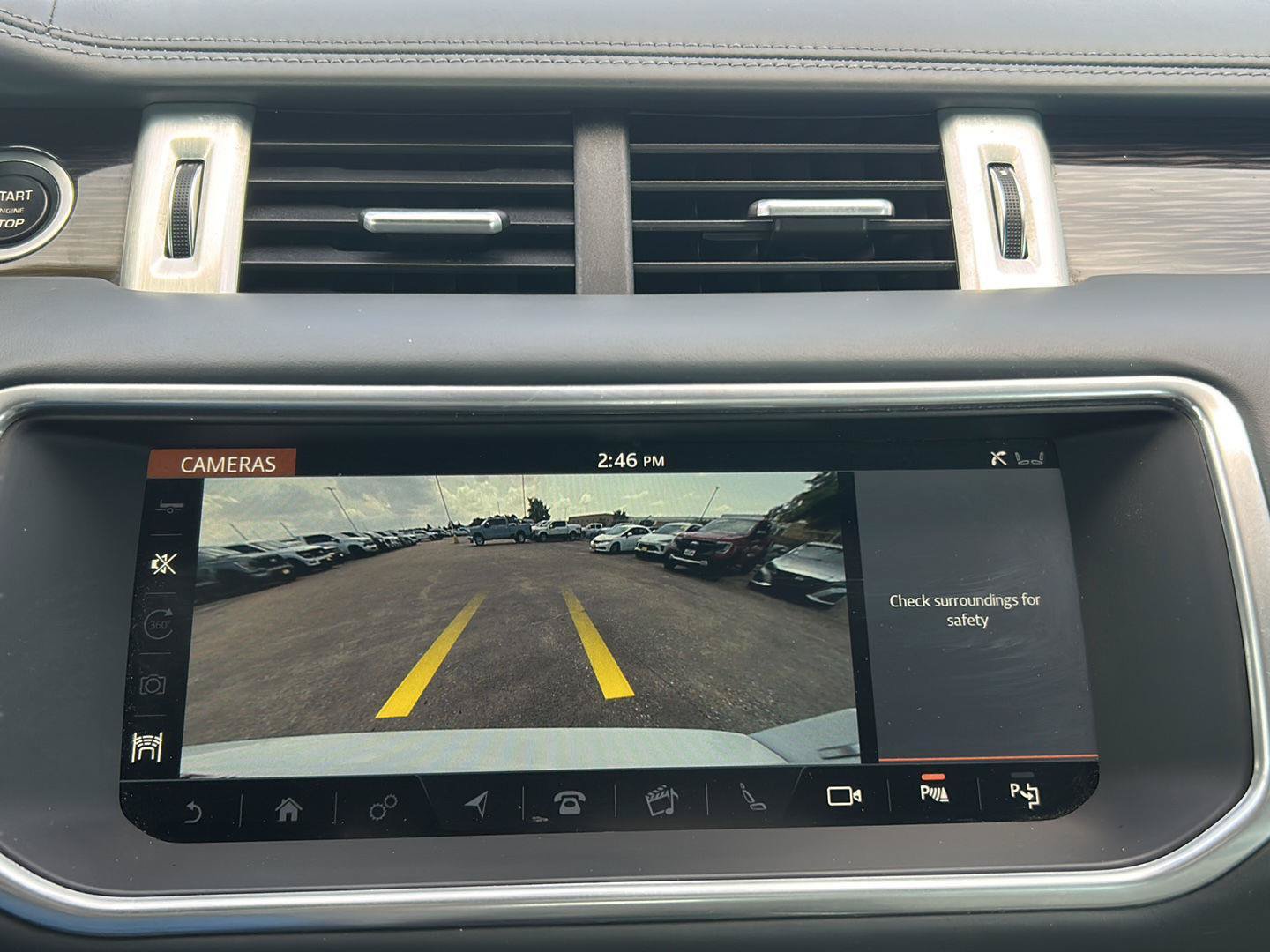 Used 2019 Land Rover Range Rover Evoque HSE Dynamic AWD/4WD image 14