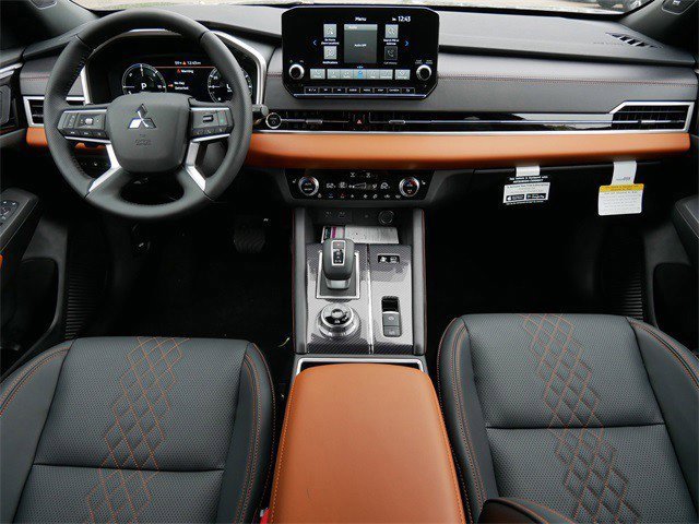 New 2025 Mitsubishi Outlander SEL image 7