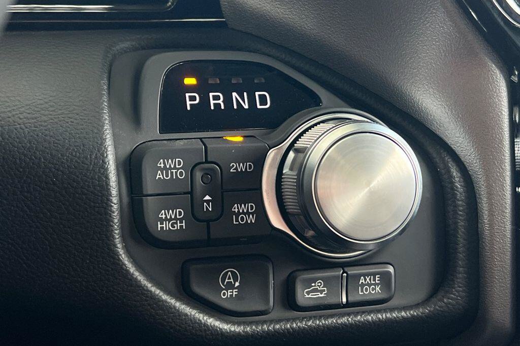 New 2026 RAM 1500 Laramie AWD/4WD image 21