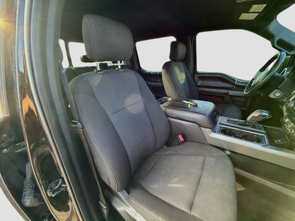Used 2018 Ford F150 XLT w/ Equipment Group 302A Luxury AWD/4WD image 29