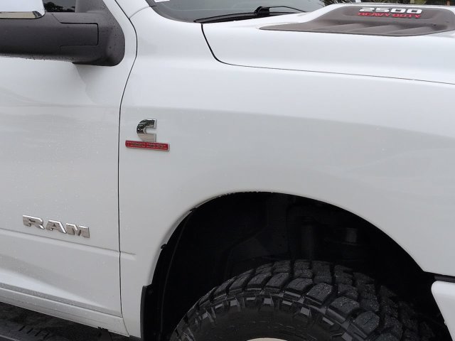 Used 2024 RAM 2500 Laramie w/ Sport Appearance Package AWD/4WD image 14