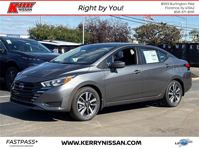 New 2025 Nissan Versa SV w/ Trunk Package