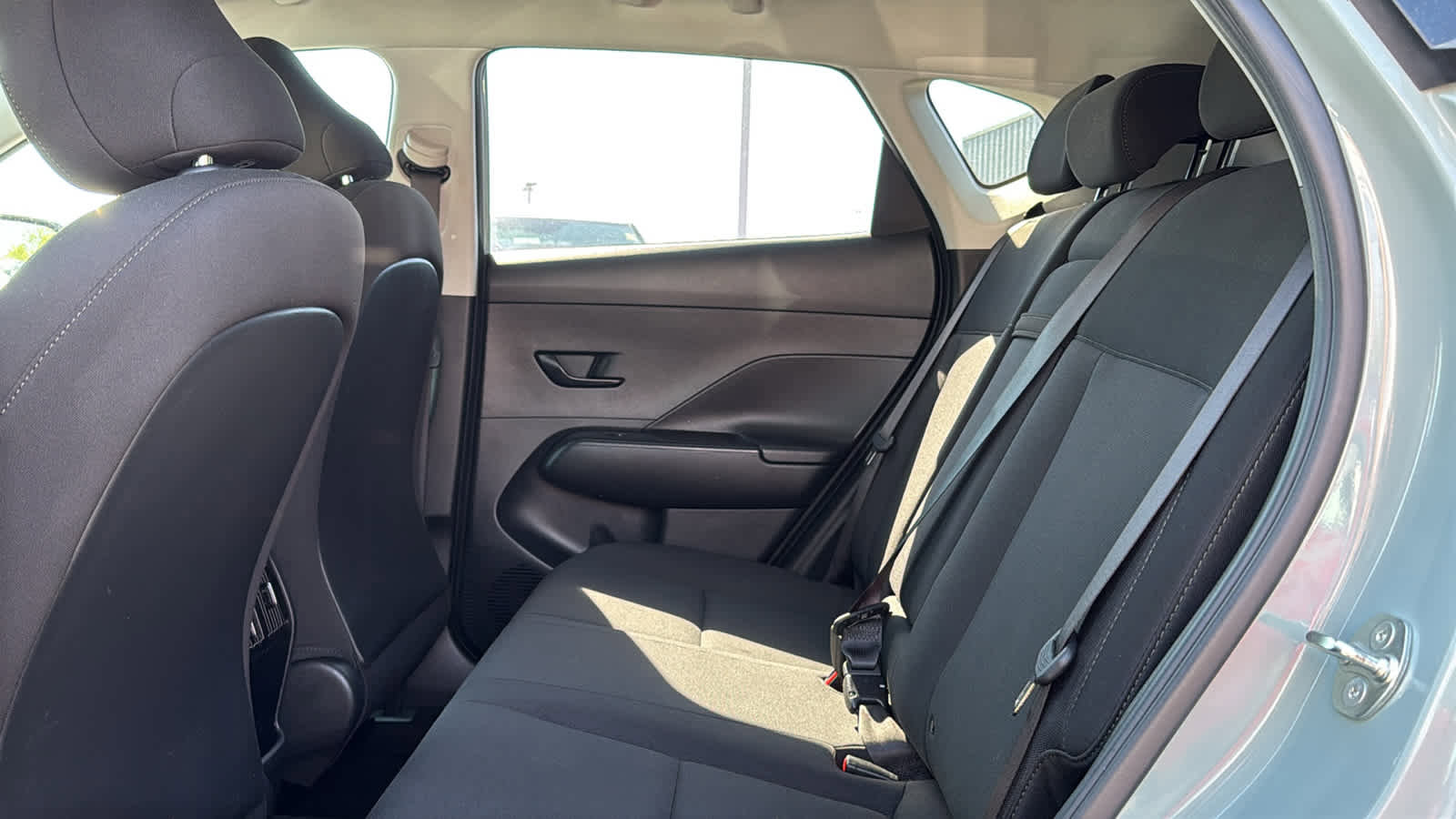 Used 2024 Hyundai Kona SEL AWD/4WD image 24