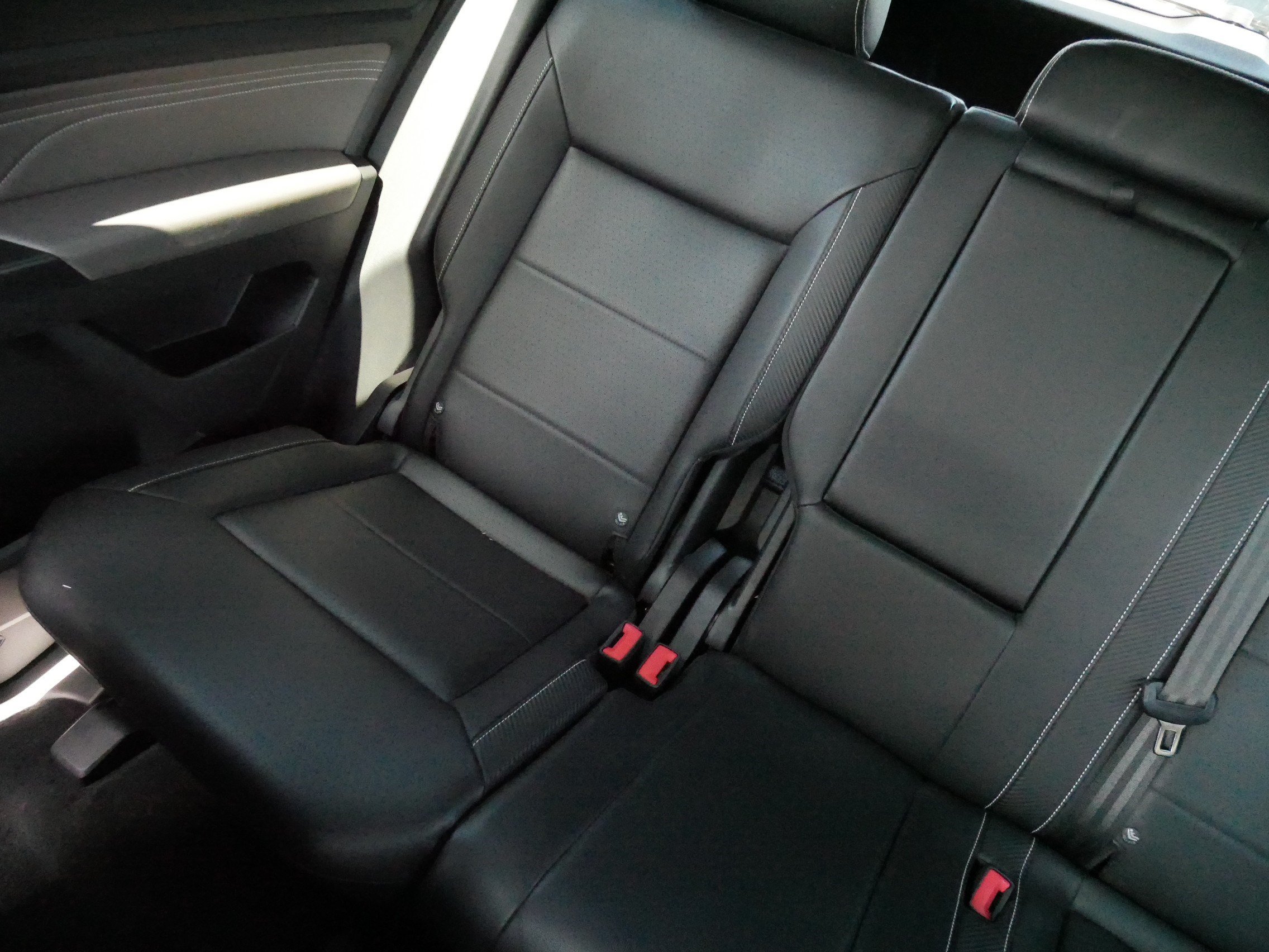 Certified 2023 Volkswagen Atlas Cross Sport SEL AWD/4WD image 13