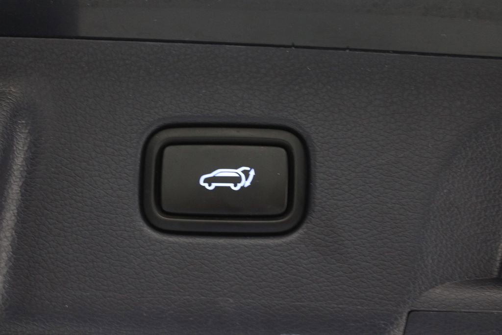 Used 2023 Hyundai Palisade Limited image 19