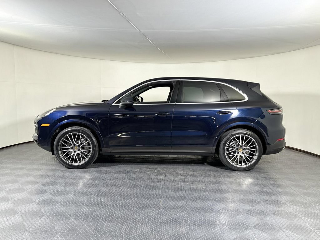 Certified 2023 Porsche Cayenne AWD/4WD image 2