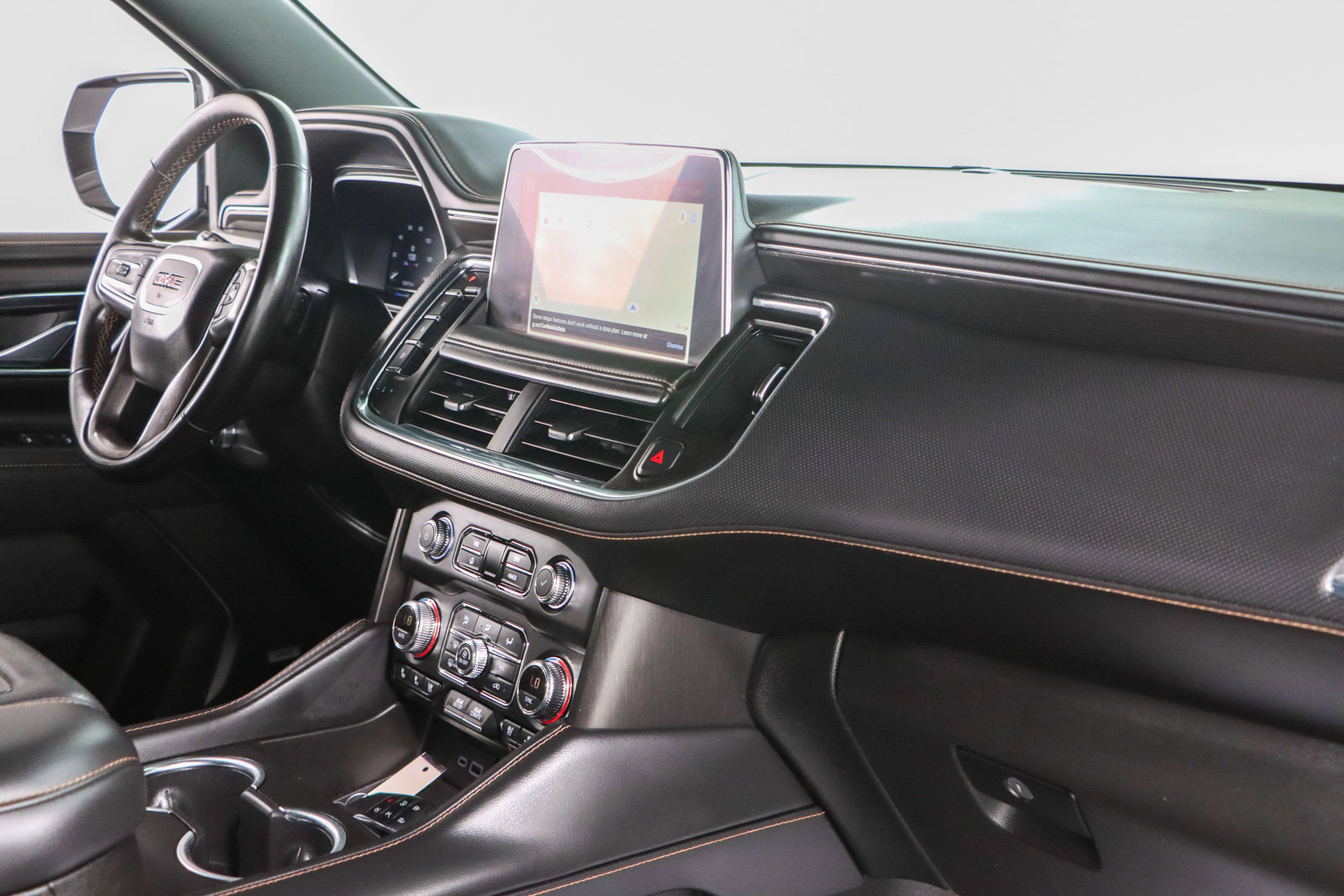 Used 2024 GMC Yukon AT4 AWD/4WD image 30