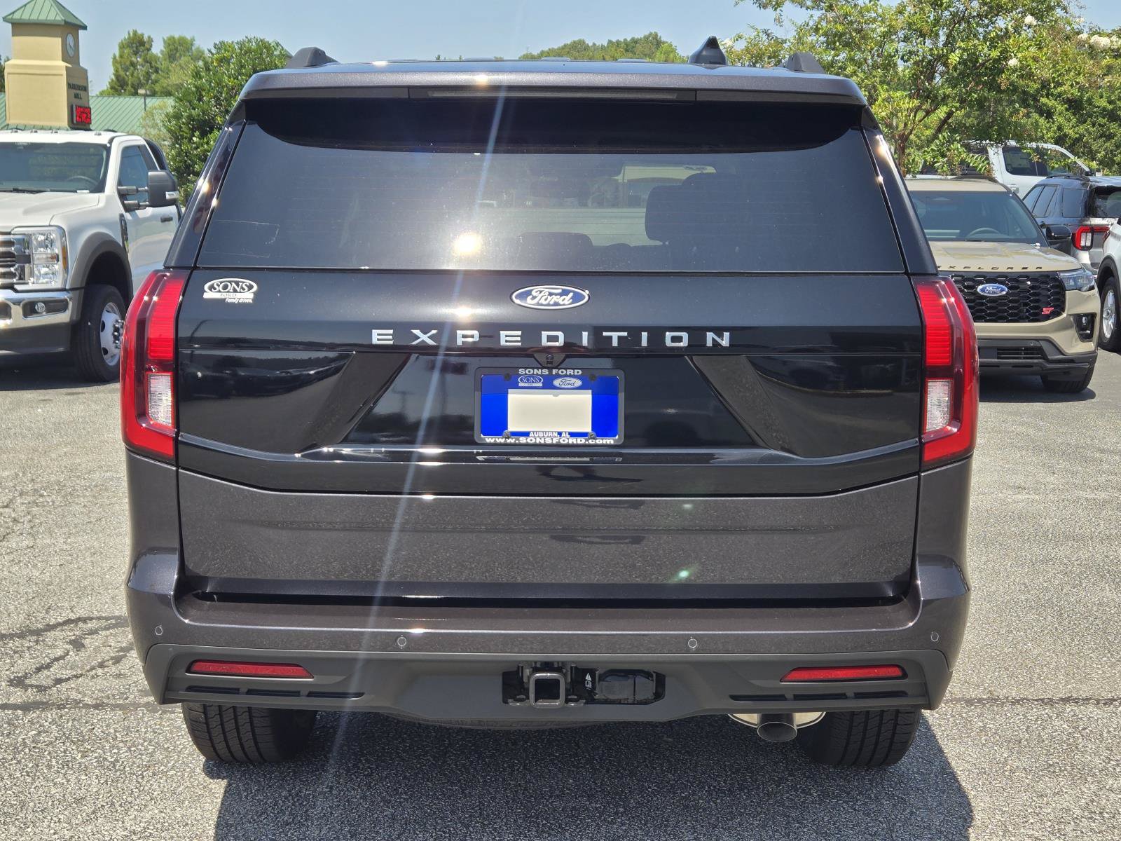 New 2027 Ford Expedition Active RWD image 9