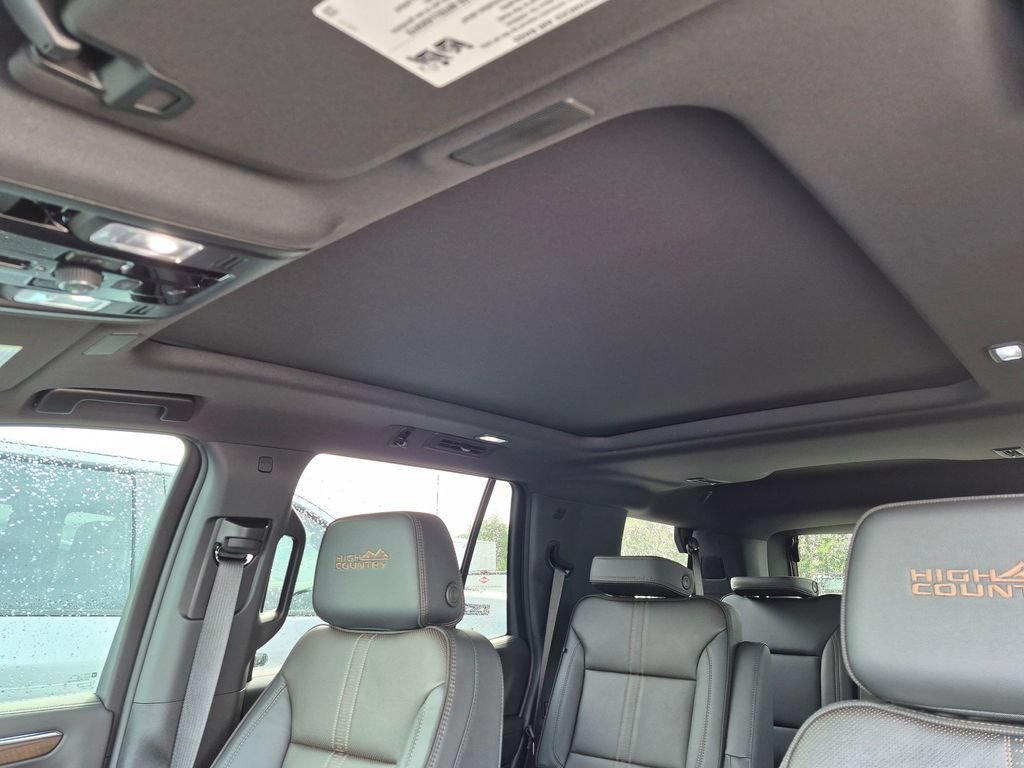 New 2026 Chevrolet Tahoe High Country AWD/4WD image 36