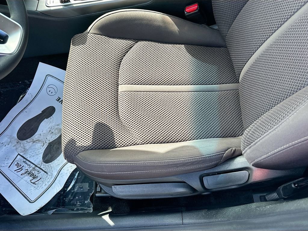 Used 2020 Kia Optima LX image 16