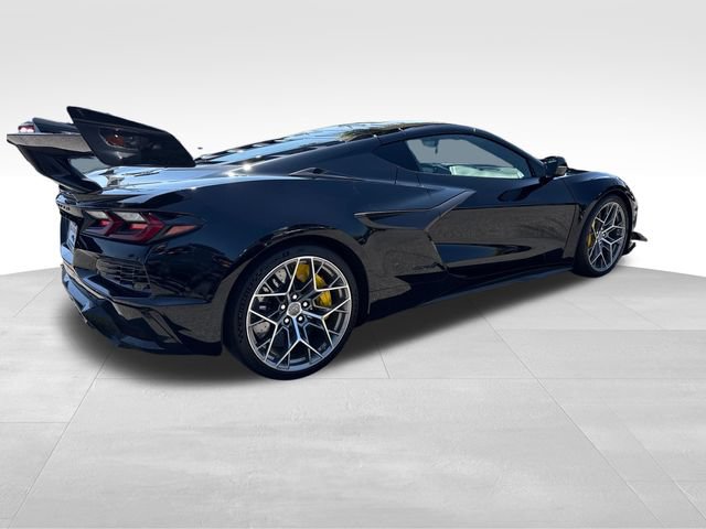 Used 2026 Chevrolet Corvette ZR1 w/ ZR1 Carbon Fiber Aero Package RWD image 5