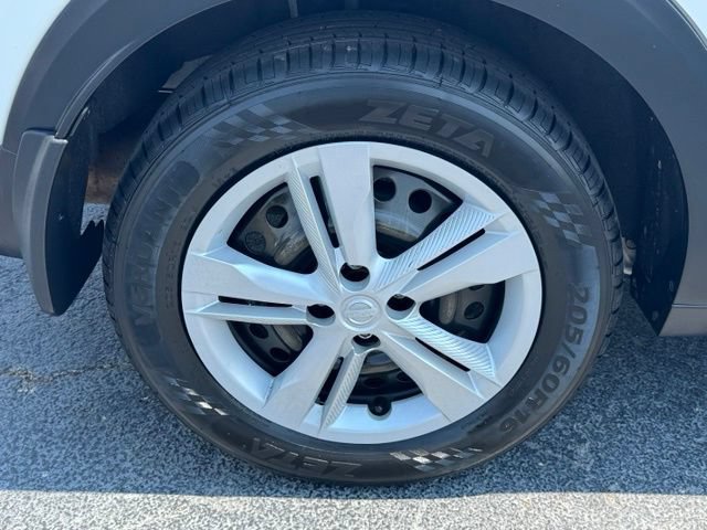 Used 2024 Nissan Kicks S FWD image 6