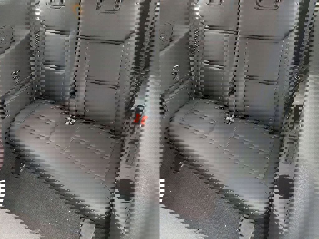 New 2026 Ford Explorer Platinum image 51