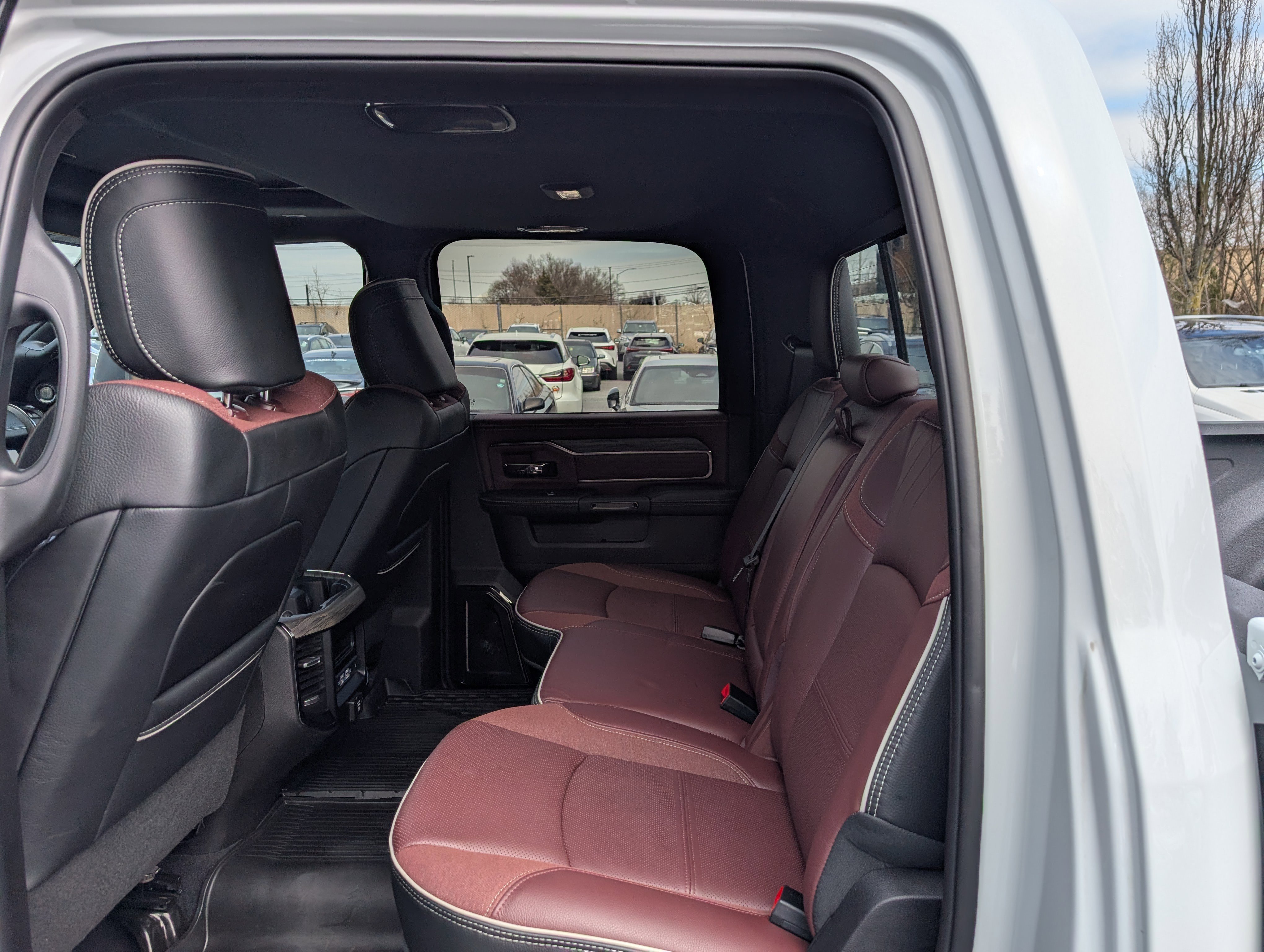 Used 2025 RAM 3500 Limited image 15