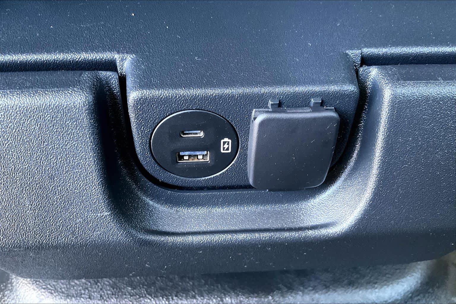 Used 2022 Ford F150 XL w/ Equipment Group 101A High AWD/4WD image 55