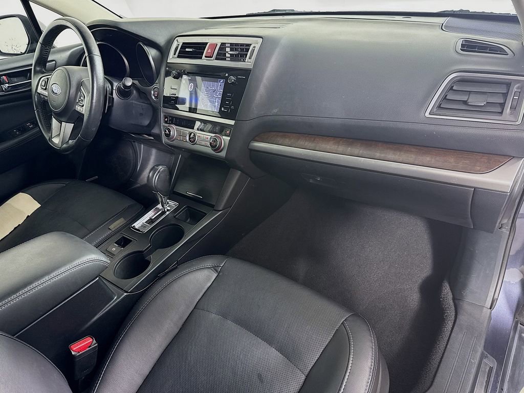 Used 2017 Subaru Outback 3.6R Limited AWD/4WD image 36